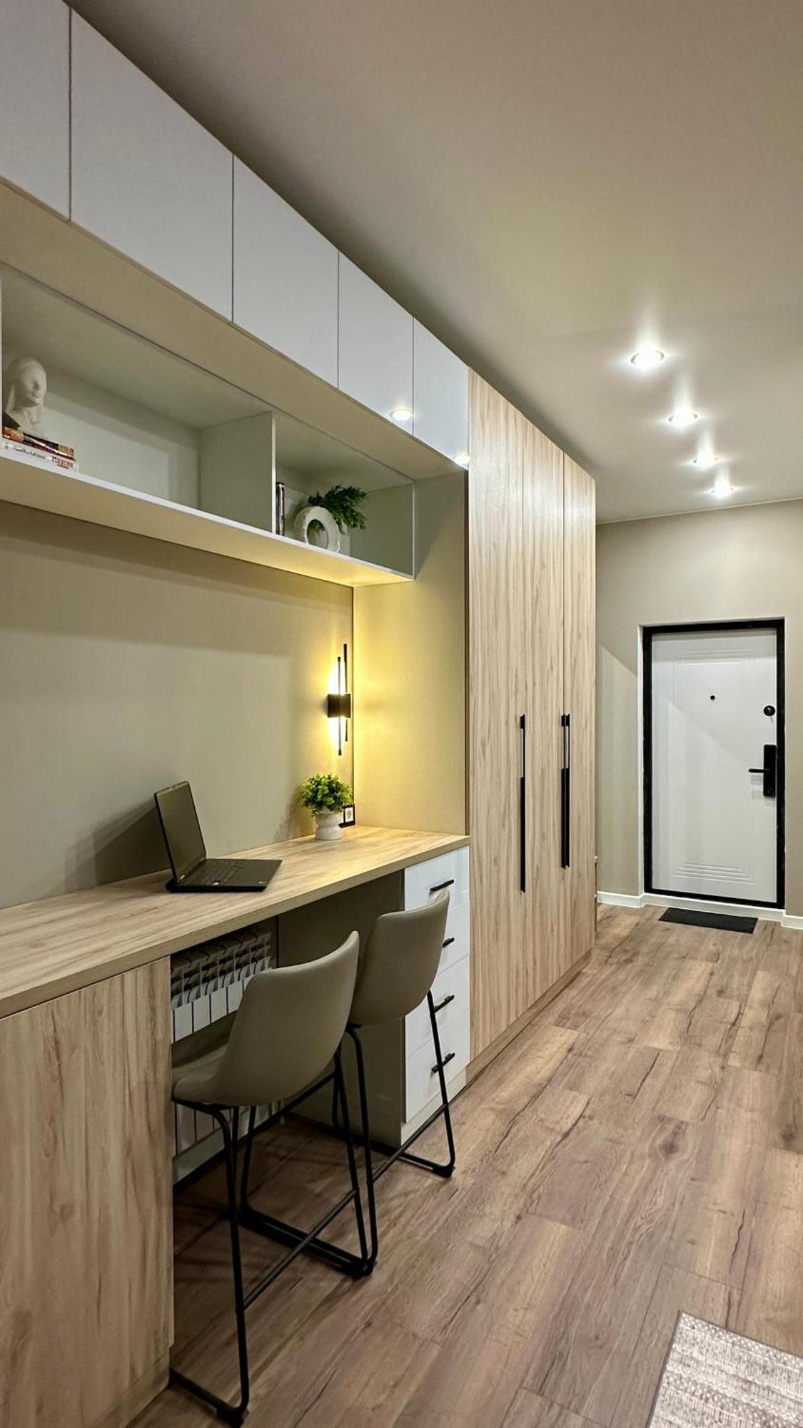 Apartment 4 Seasons Black *